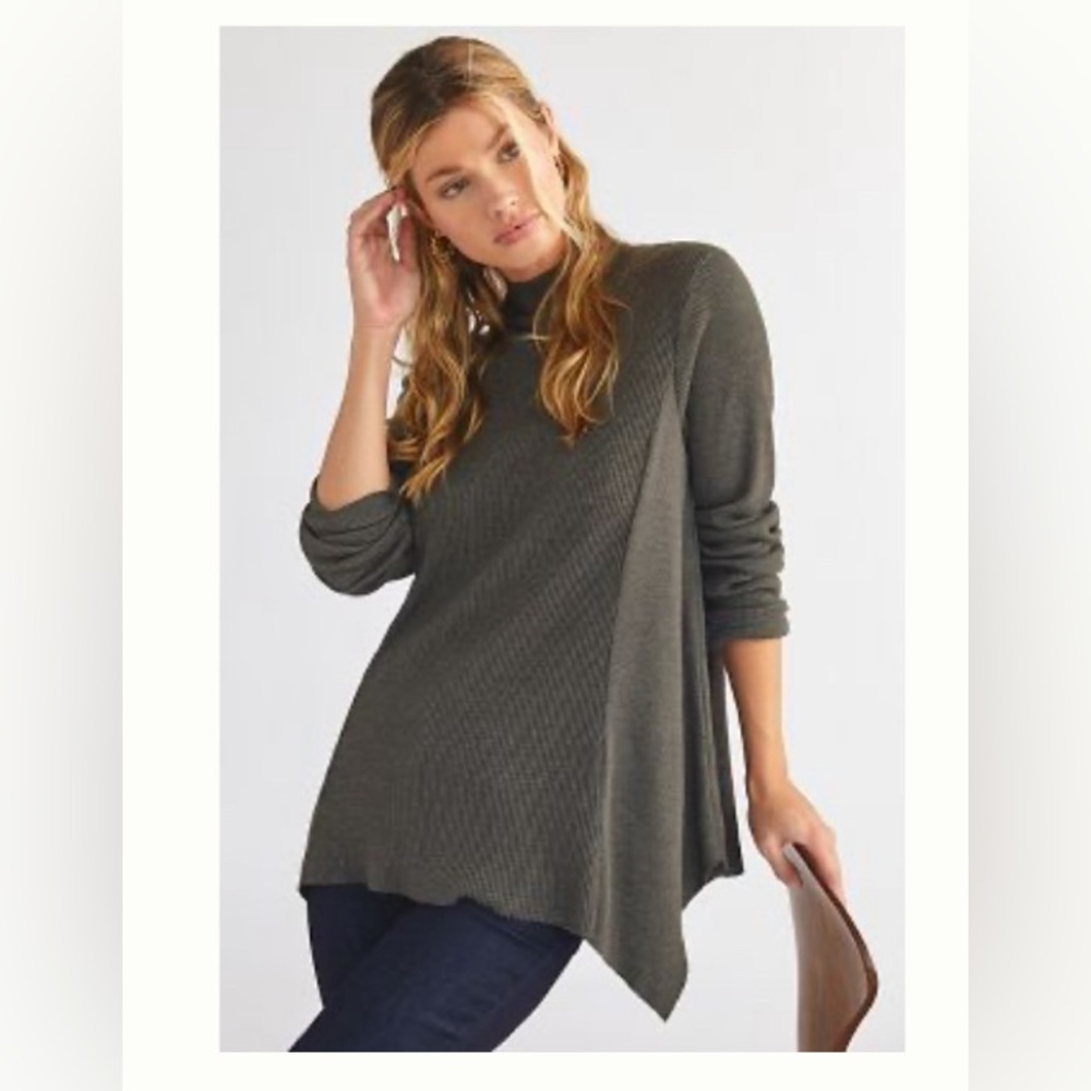 t.la Thermal Tunic Top